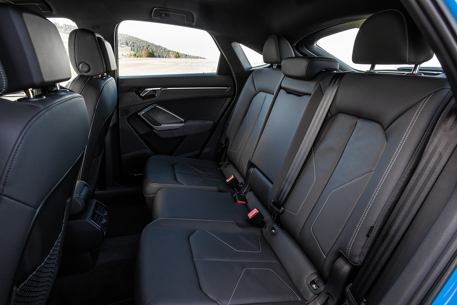 Audi Q3, Interior y maletero