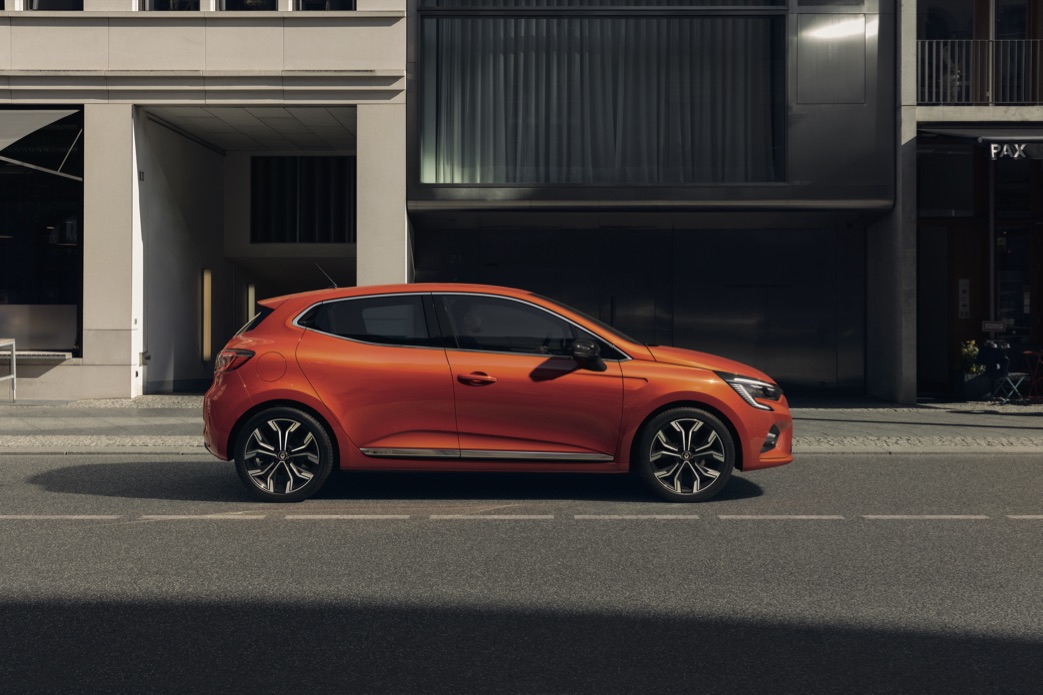 Conoce las versiones que ofrecemos del Nuevo Clio hatchback • Renault Chile