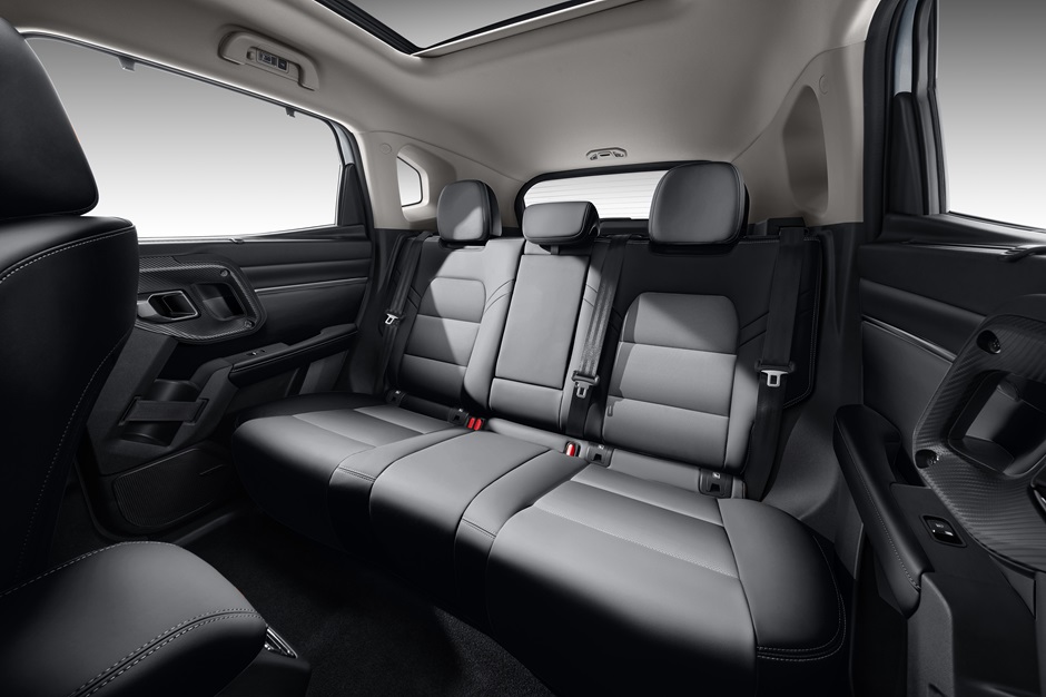 Haval Red Rabbit Interior Great Wall Motors estrena en Chile el New Haval H7 Híbrido - Rtt ...