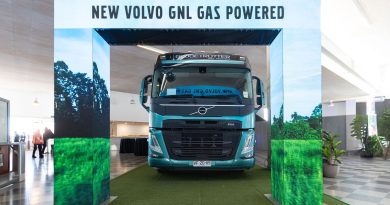 Volvo Chile celebra el Día del Camionero junto a la CNTC