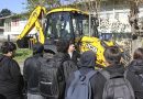 Dercomaq acerca la maquinaria JCB a estudiantes del Liceo Industrial de Talcahuano