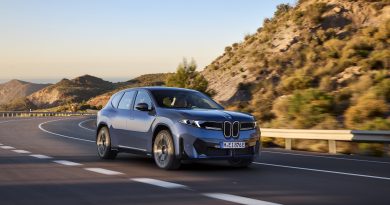 BMW celebra 54 años de su primer vehículo eléctrico