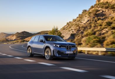 BMW celebra 54 años de su primer vehículo eléctrico